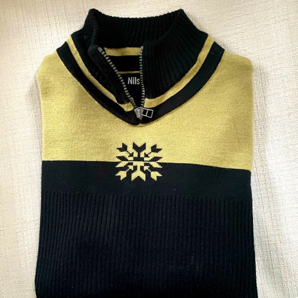 EUC Vintage Nils Sweater - Picture 6 of 13